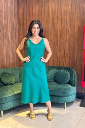 Vestido Midi Linho Com Pregas