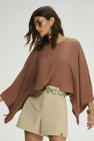 Blusa Manga Longa Ampla Com Caimento Fluido